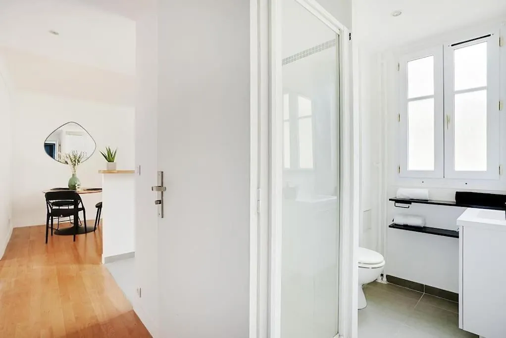 Апартаменты Lumineux 2 Pieces Batignolles